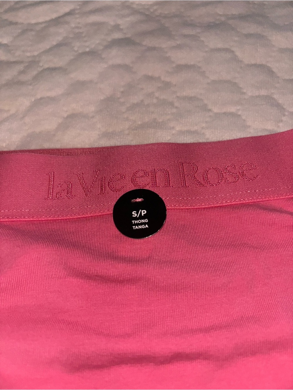 New Pink Cotton Thong from La vie en rose - Picture 2 of 3